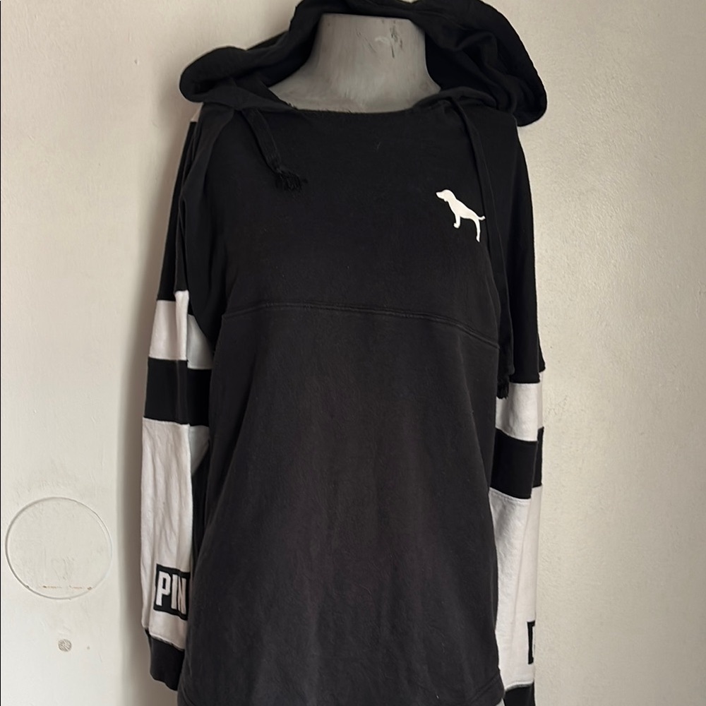 Black and White Hooded Sweatshirt - Picture 3 of 6